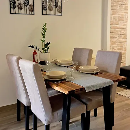 شقة Evergreen Forest ديبريتْسين